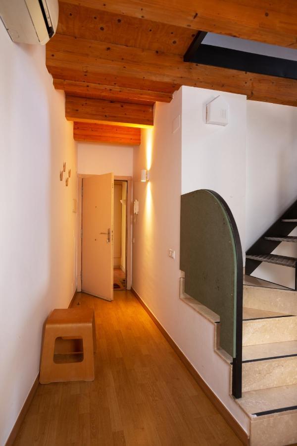 Atic Duplex Amb Encant A 10 Minuts De L' Estany Apartment Баньолес Екстериор снимка